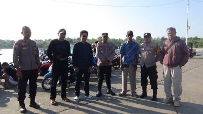 Polsek Bontomatene Selayar Kawal Tersangka Yang Diduga ODGJ ke RS Dadi Makassar