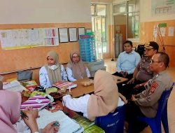 PJU Polres Selayar Jenguk Briptu Muhlis, Petugas Yang Alami Luka Saat Amankan ODGJ yang Mengamuk