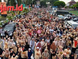 Peserta Jalan Santai HUT ke-27 Luwu Utara Tembus 29.830 Orang, Bupati Ajak Masyarakat Bersyukur
